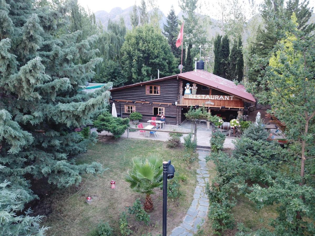 Cabanas Swissminiatur 且乌塔 外观 照片